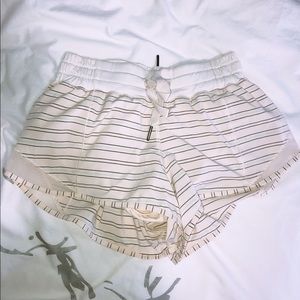 Lululemon Hotty Hot Shorts (short)